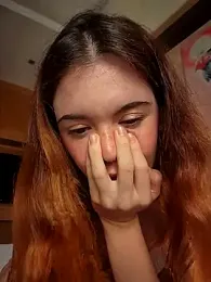 Teya_New webcam model stream image