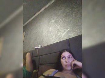 Cleopatra1990 webcam model stream image