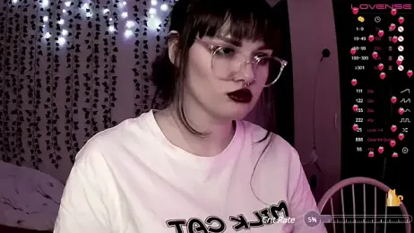 strawberry_elfcat webcam model stream image