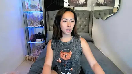 reighnempress webcam model stream image