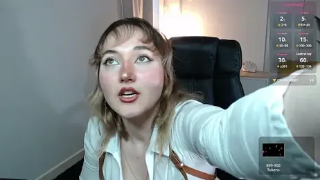 Crystal-dreamt webcam model stream image