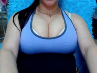 suecute webcam model stream image