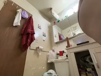 Snowbunnycake_131 webcam model stream image