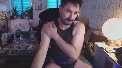 tom0819 webcam model stream image