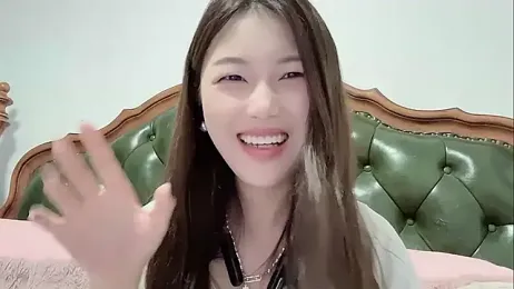 Sweet-Angel999 webcam model stream image