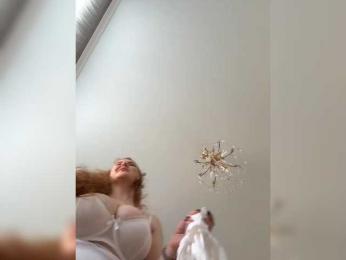 cherryygirl webcam bongacams model stream image