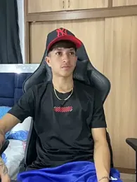 _CamiloBass webcam stripchat model stream image