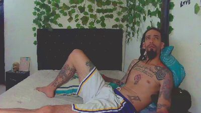 And1_dread webcam model stream image
