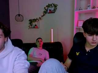 travis-wolf webcam camsoda model stream image