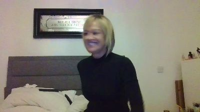 Milfshake227 webcam model stream image