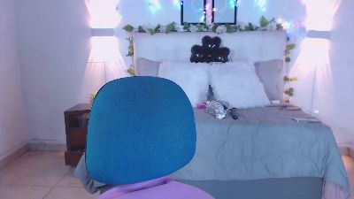 Megan_05_ webcam model stream image