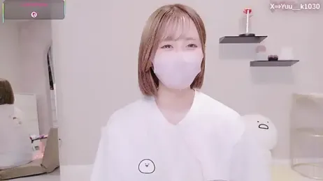 Yuu__k webcam stripchat model stream image