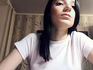 yajairatroung webcam model stream image