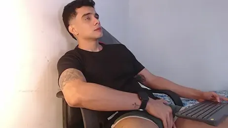 adam_levis17 webcam stripchat model stream image