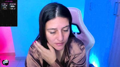 Saskyaa webcam model stream image