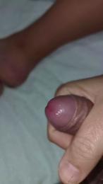 manumad33 webcam cam4 model stream image