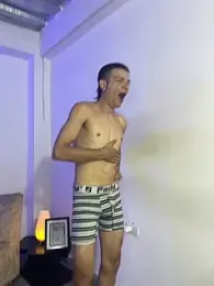 young_liza webcam stripchat model stream image