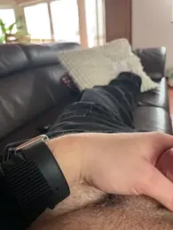 hannes256102 webcam stripchat model stream image