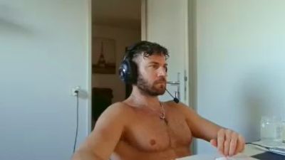 ALPHA_HUNK webcam model stream image