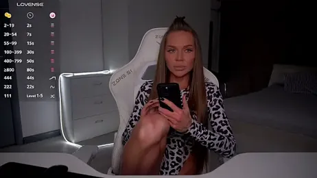 eVvushka webcam stripchat model stream image