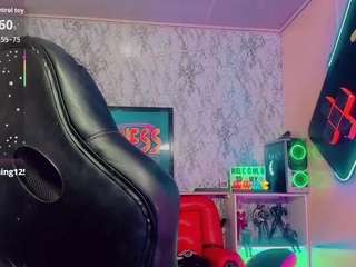 mayka-brunette01 webcam camsoda model stream image