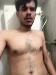 lovebug_69 webcam model stream image