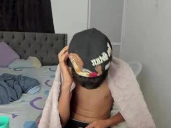 master_boy28 webcam model stream image