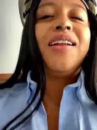 -Mia1 webcam model stream image