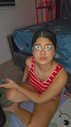 Maddyh webcam cam4 model stream image