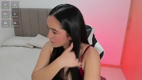 soyamandaa_ webcam model stream image