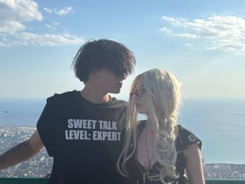 LucilleAndMoriah webcam livejasmin model stream image