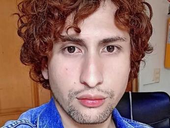 DannyAurora webcam model stream image