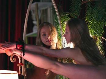 MiaVebes webcam model stream image