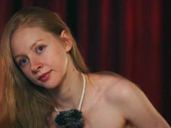 MiaVebes webcam model stream image