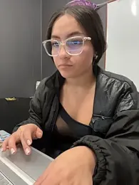 Alyha_Cortes webcam stripchat model stream image