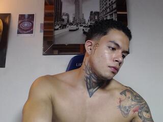 Lucifer Starr webcam model stream image