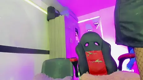 Hellen_moons__ webcam model stream image