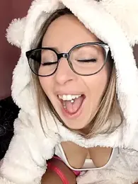 Jade_Emeraud webcam model stream image