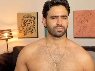 Bradley Martin webcam model stream image