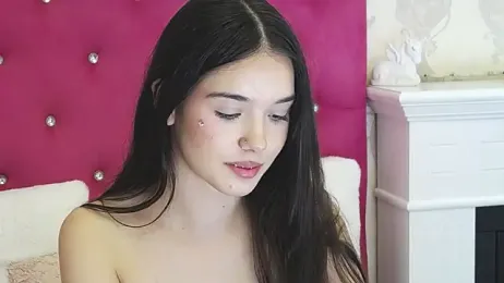 AlexisDevine webcam model stream image