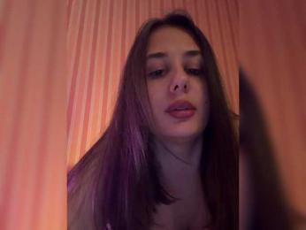 MoniClark webcam bongacams model stream image