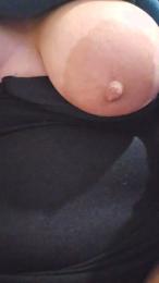 Chia562002 webcam cam4 model stream image