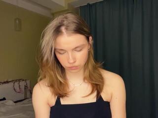 Brittany Stumpf webcam model stream image