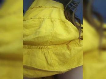 A_R_T_A webcam bongacams model stream image