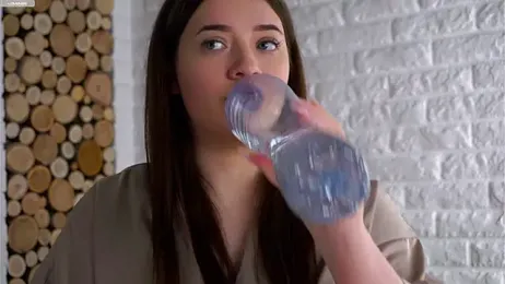 LowOncoming webcam stripchat model stream image