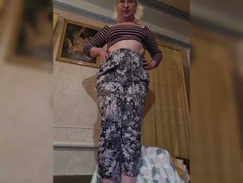 Vika211 webcam model stream image