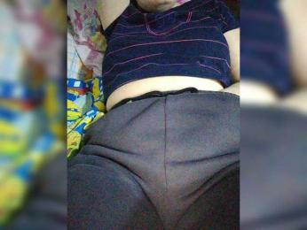 Xo4y-SeXa webcam model stream image