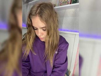 -Tiki-Riki- webcam bongacams model stream image