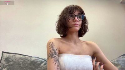 AlodiaGoodrich webcam cam4 model stream image