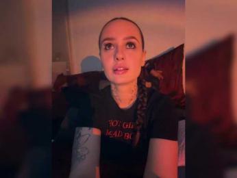 Italianka webcam bongacams model stream image